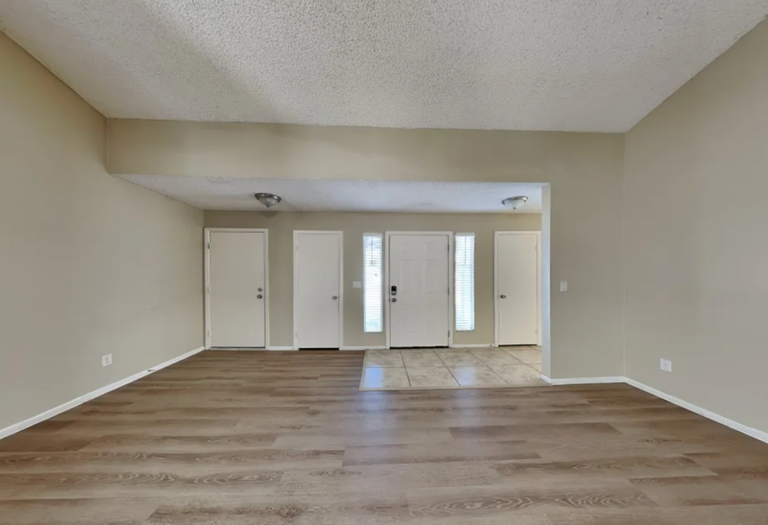 5232 North 74th Drive
