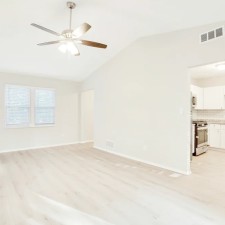 632 Northeast Juanita Court