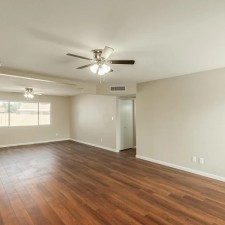 9837 North 37th Drive