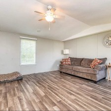 8 Redbarn Court