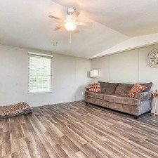8 Redbarn Court