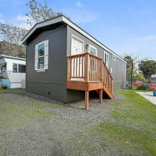 https://myrentalspot-bucket.s3.us-west-2.amazonaws.com/images/properties/57/174714024268233e9266903_225x225.webp