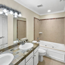 https://myrentalspot-bucket.s3.us-west-2.amazonaws.com/images/properties/94/1733915348675972d4d9670_225x225.jpg